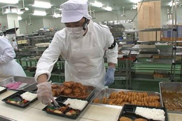 Đơn hàng chế biến thực phẩm cơm hộp tại Nhật Bản