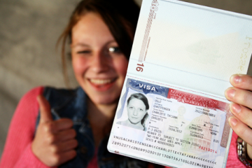 Thủ tục cấp thẻ tạm trú cho người nước ngoài